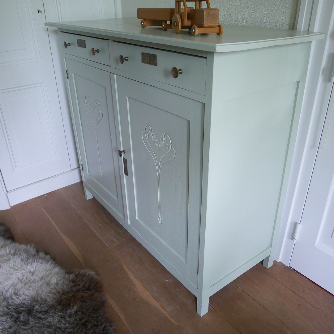 Coco & Bob - Kees - Vintage Commode Lichtgroen