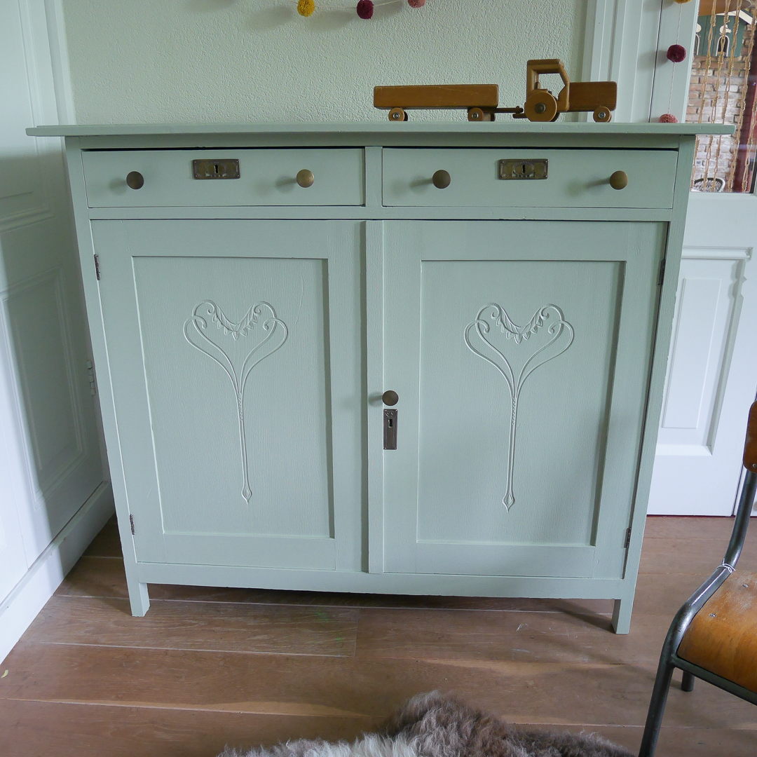 Coco & Bob - Kees - Vintage Commode Lichtgroen