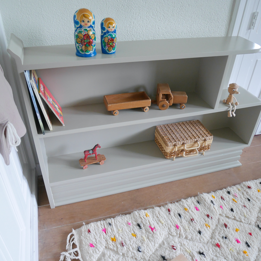 Coco & Bob - Fiep - Vintage Retro Boekenkastje