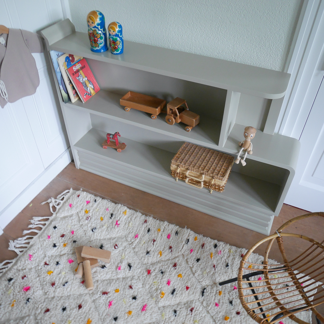 Coco & Bob - Fiep - Vintage Retro Boekenkastje