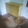 Coco & Bob - Pip - Vintage Commode okergeel