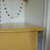 Coco & Bob - Pip - Vintage Commode okergeel