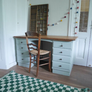 Coco & Bob - Vintage Bureau - Ravi